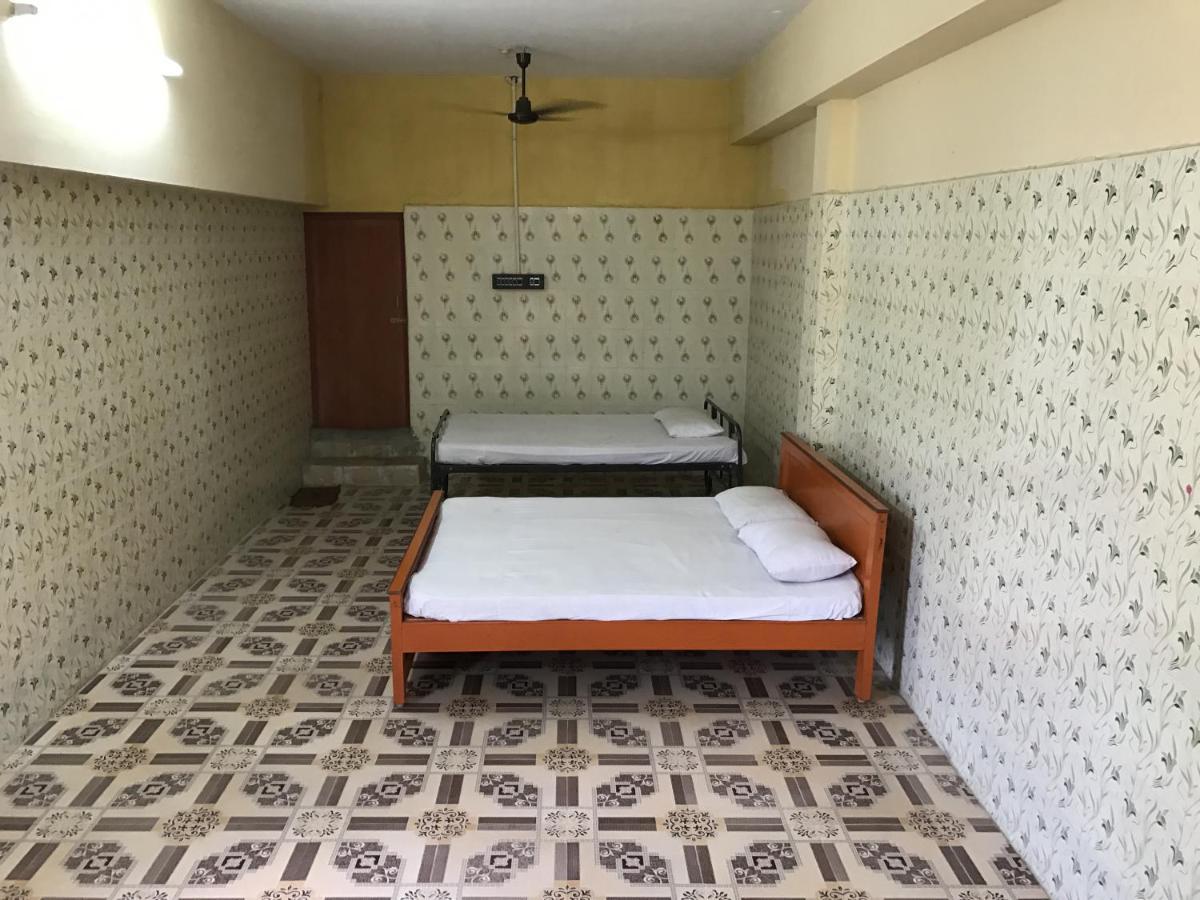 Sr Mahal & Lodge Kumbakonam Eksteriør bilde