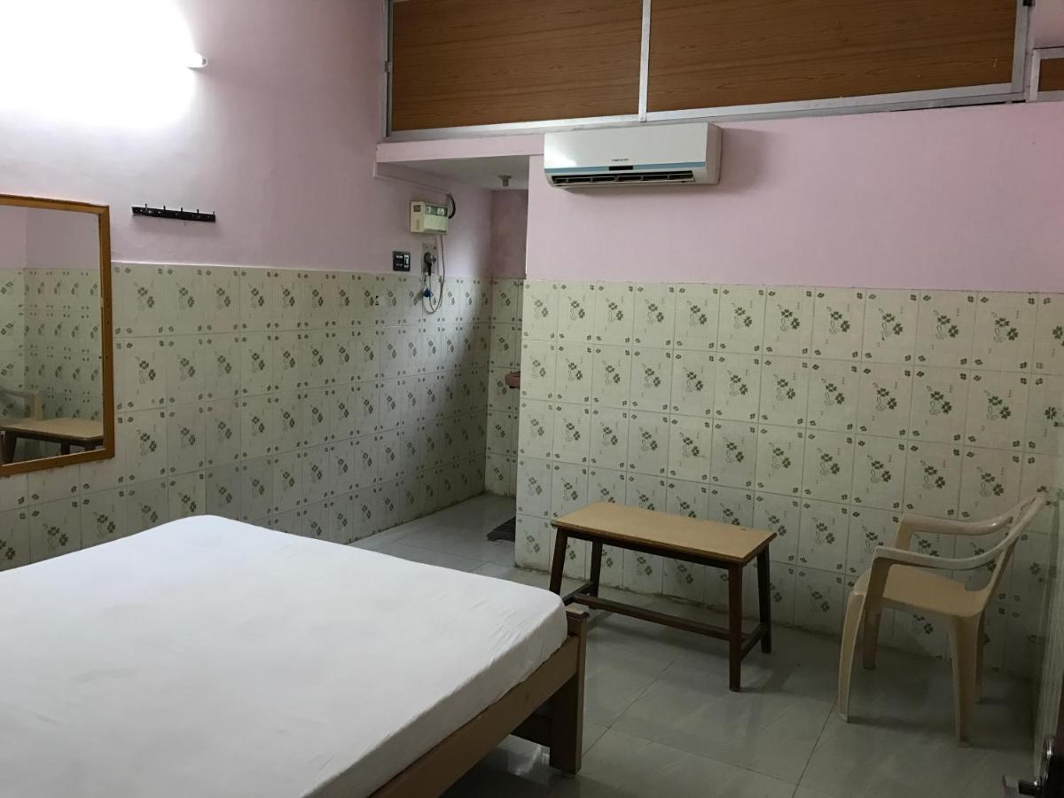 Sr Mahal & Lodge Kumbakonam Eksteriør bilde